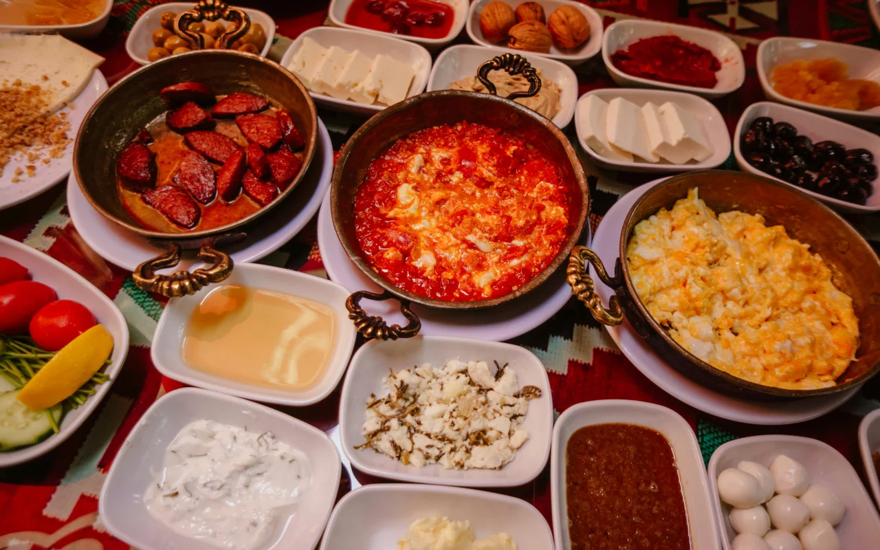 Food Guide: Discovering the Richness of Turkish Cuisine